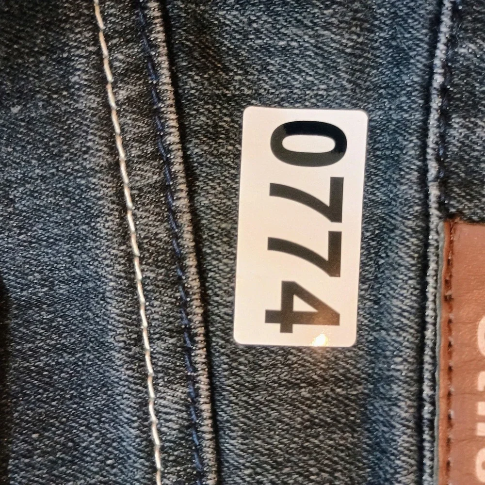 City‎ Other Mens Jeans Dark Wash 31 Red Zipper Accent Distressed Streetwear